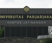 passing grade unpad bandung