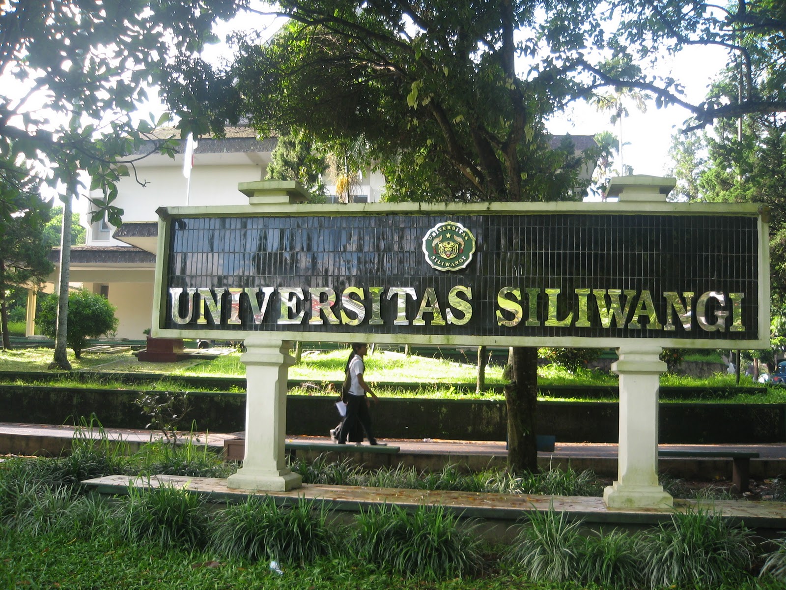 31 Universitas Siliwangi