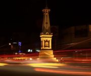 Tugu Jogja Malam Hari