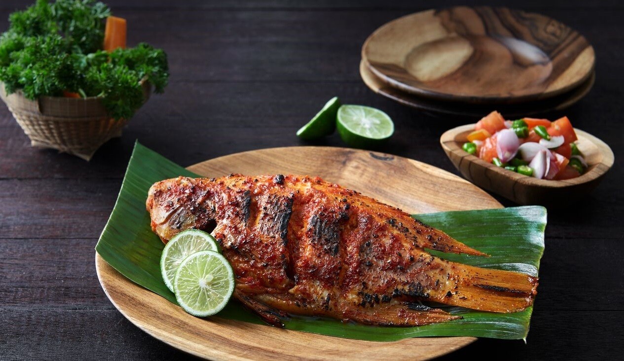 gambar ikan nila bakar