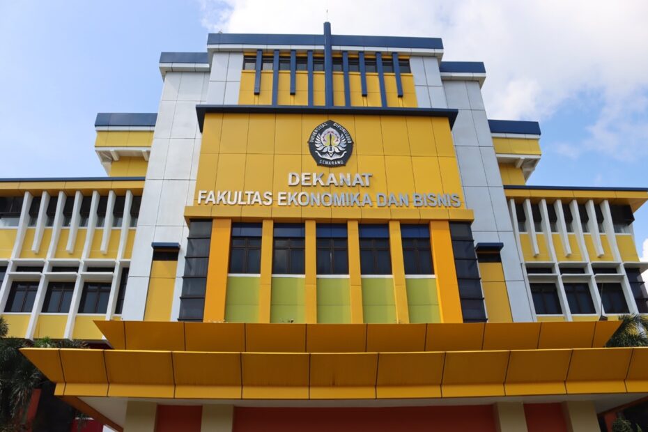 Manajemen UNDIP