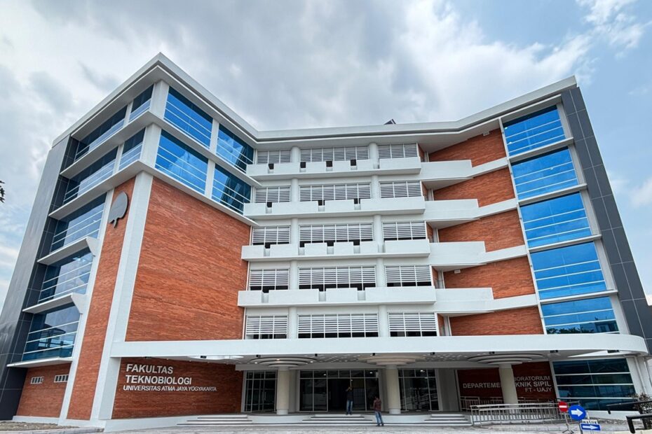 Jurusan di UAJY